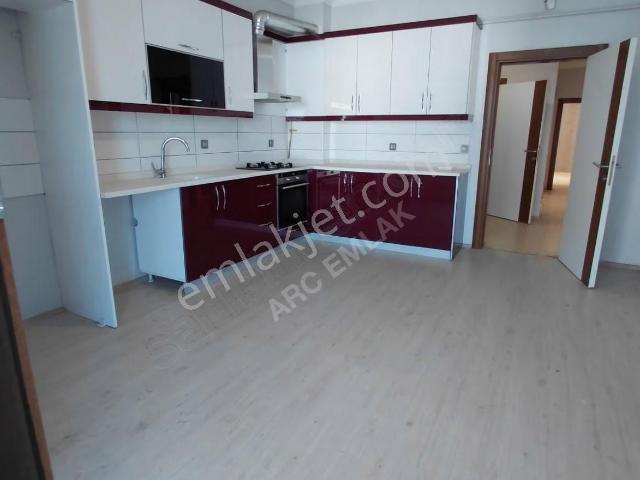 Arc Emlaktan Kiralık 3+1 Daire