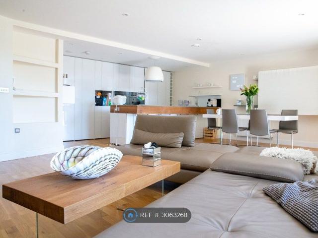 Arc House, London SE1, 3 bed flat to rent, £5,252 pcm | PrimeLocation