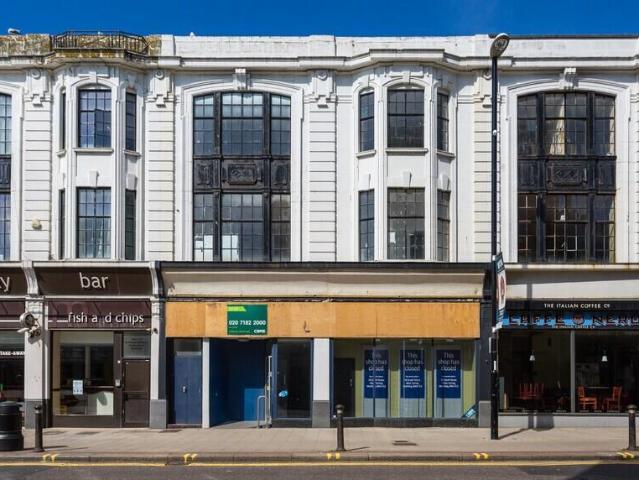 Arcade Buildings, Worthing Studio to rent £795 pcm £183 pw