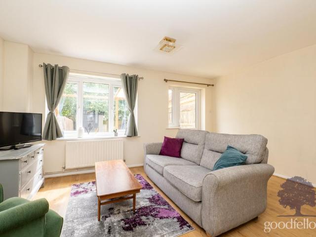 Arcadia Close, Carshalton SM5 3 bed terraced house to rent £2,250 pcm £519 pw