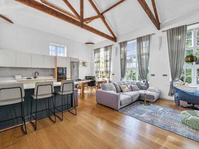 Arcadian Place, Southfields SW18, 2 bed flat to rent, £3,850 pcm | PrimeLocation