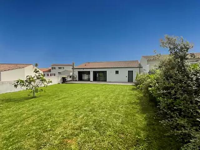 Arces 17120 Achat / Vente maison 4 pièces t4 terrasse