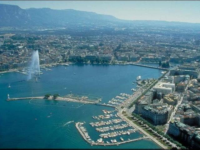 Archamps superbe logement T2 BBC haut de gamme TERRASSE VUE LAC