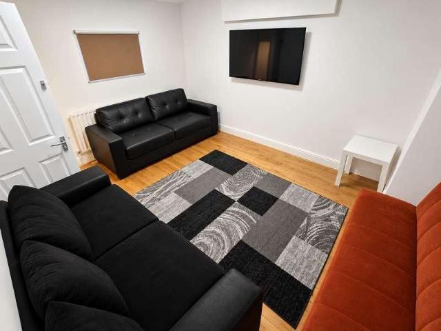 Archery Terrace,woodhouse, Leeds, LS2