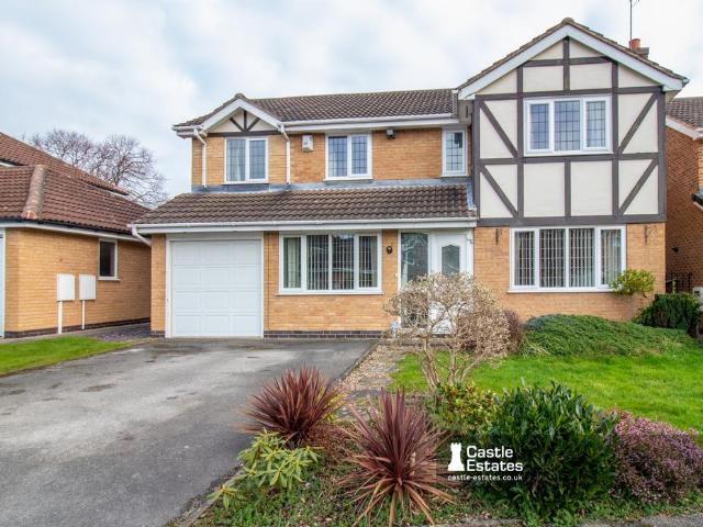 ARCHER CRESCENT, Wollaton. 5 bed detached house to rent £1,795 pcm £414 pw