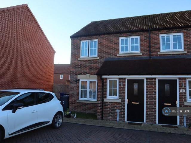 Archer Drive, Doncaster, DN9 3 bed semi detached house to rent £895 pcm £207 pw