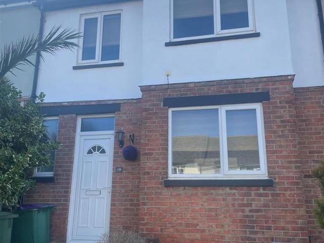 Archer Road, Folkestone 3 bed terraced house to rent £1,445 pcm £333 pw