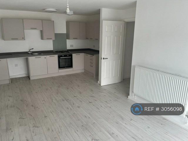 Archers Corner, Wirral, CH62 2 bed flat to rent £628 pcm £145 pw