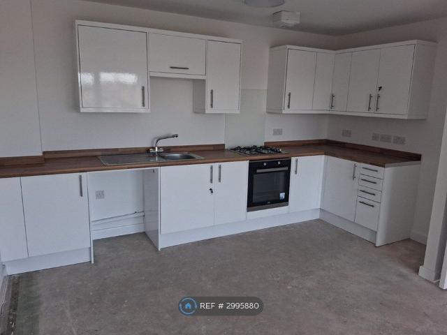 Archers Corner, Wirral CH62, 2 bed flat to rent, £628 pcm | PrimeLocation