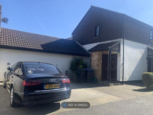 Archers, Harlow CM19, 1 bed flat to rent, £1,200 pcm | PrimeLocation