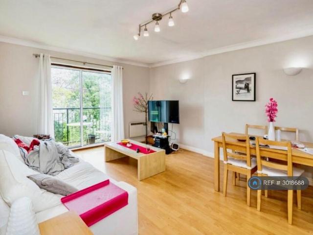 Arches Road, Southampton, SO15 1 bed flat to rent £1,200 pcm £277 pw