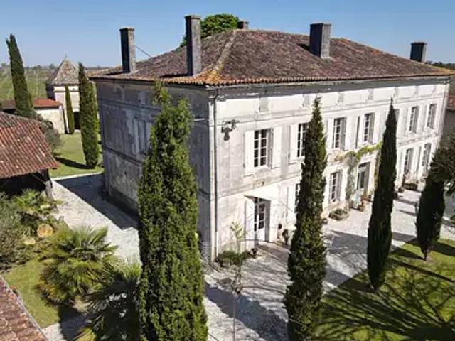 Archiac 17520 Achat / Vente maison 15 pièces t15 jardin