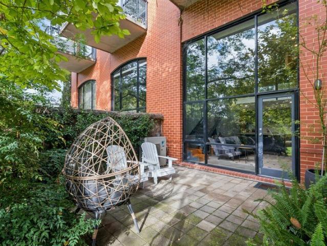 Architectually Designed Warehouse style Apartment