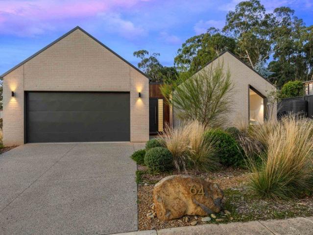 Architectural Masterpiece in a Tranquil Bushland Setting on Approx. 3954sqm