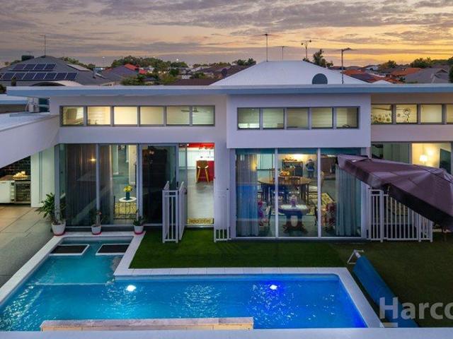 Architectural Masterpiece with your very Own Poolside Paradise