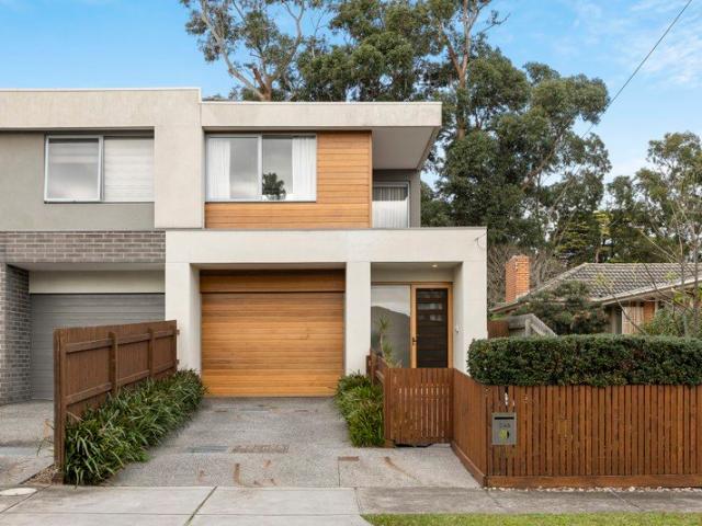Architectural Appeal In a Course Crescent