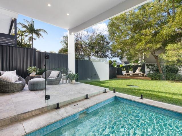 Architectural Bayside Elegance