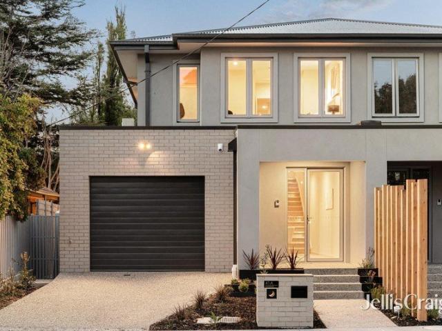 Architectural Bayside Excellence with Family Flexibility