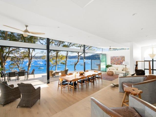 Architectural Brilliance on Pittwater's Waterfront