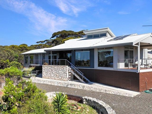 Architectural Character, Privacy & Captivating Views