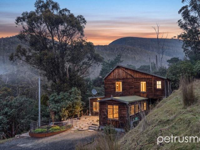 Architectural character, privacy & Japanese inspired living