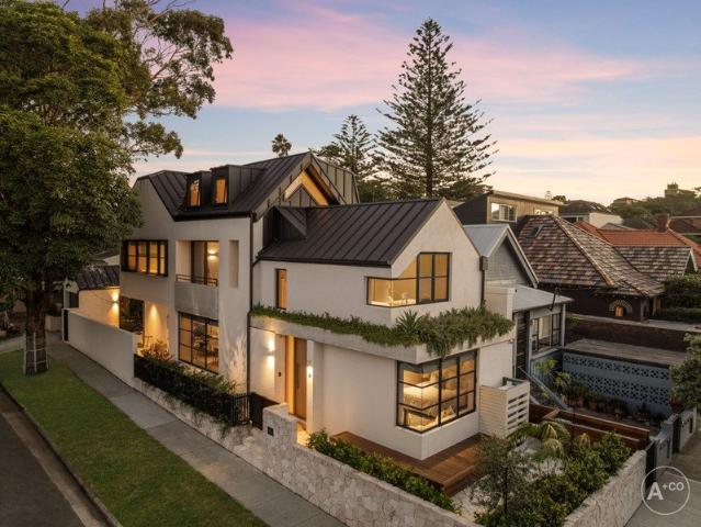 Architectural Design Meets Refined Coastal Luxury in a Coveted Bondi Cul de Sac