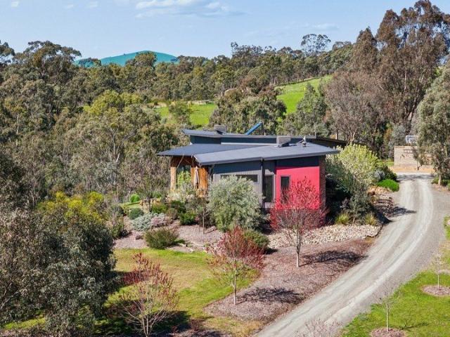 Architectural Excellence, Exceptional Space & Country Sophistication