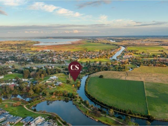 Architectural Excellence in a Remarkable Backwater Setting