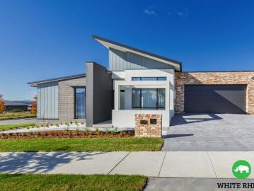 Architectural Excellence & Statement of Luxury!