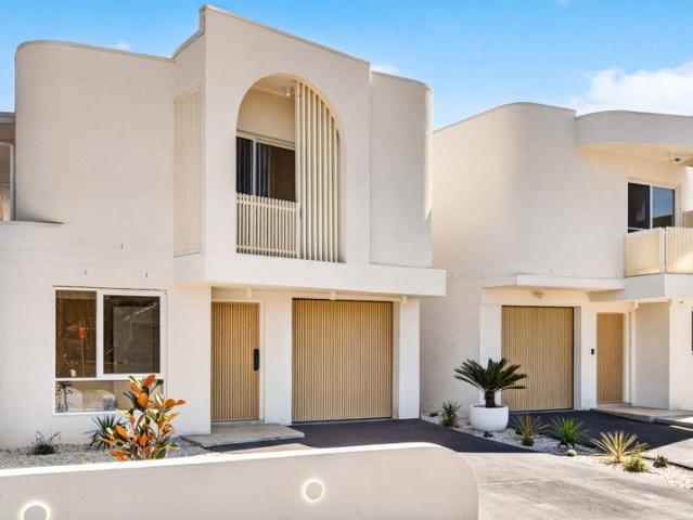 Architectural Excellence, Refined Family Living