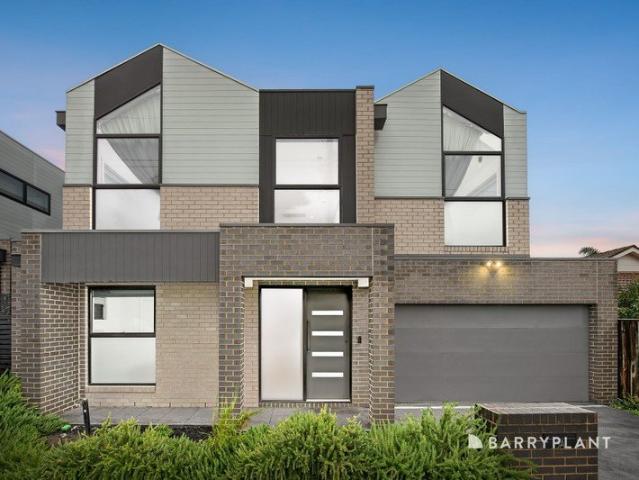 Architectural Excellence with Dual Master Suites & Designer Luxury