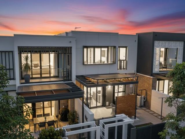 Architectural Elegance Meets Marina Front Lifestyle
