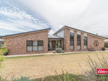 ARCHITECTURAL ELEGANCE MEETS RELAXED VILLAGE LIVING