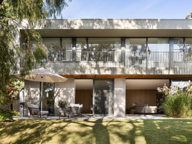 Architectural Elegance Meets Tranquil Luxury