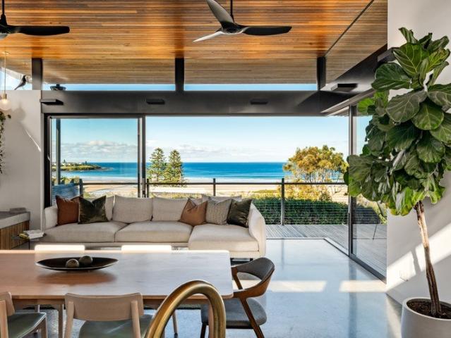 Architectural Elegance Above Seven Mile Beach