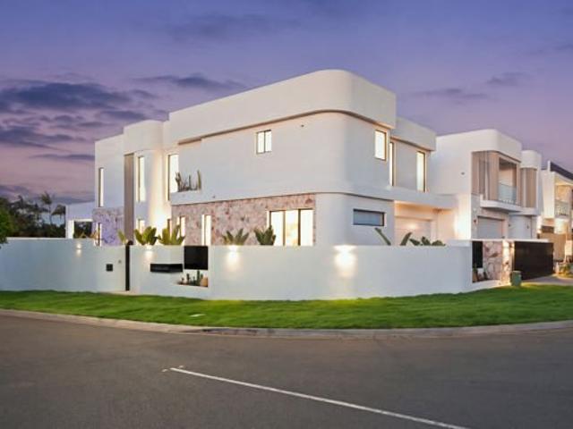 Architectural Elegance. Exceptional Scale. Effortless Luxury