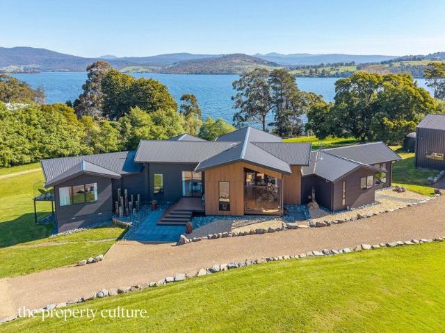 Architectural Elegance with Captivating Huon River Views