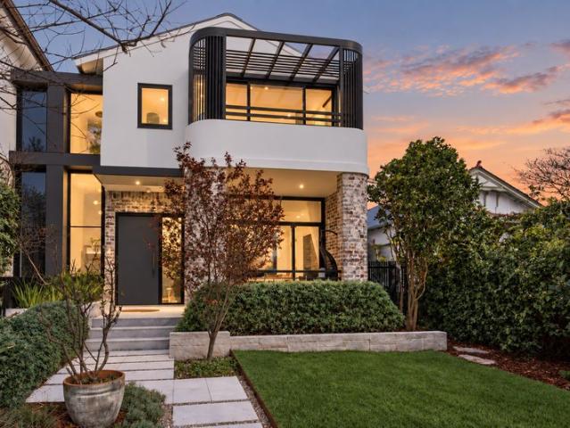 ARCHITECTURAL FAMILY LUXURY