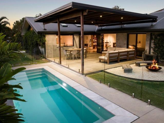 Architectural Family Retreat Moments from Belongil Beach with Resort Style Entertaining