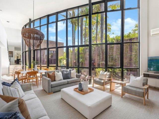 Architectural Family Sanctuary Presented for the First Time in 30 Years