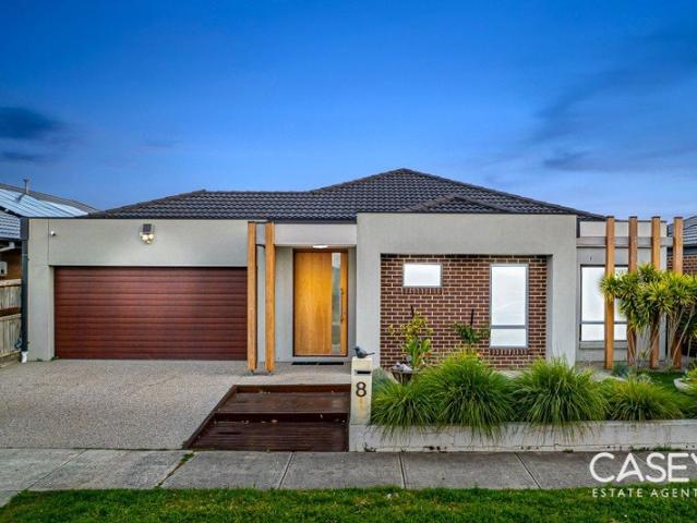 Architectural Grandeur & Upgraded Luxury Living on 512m²