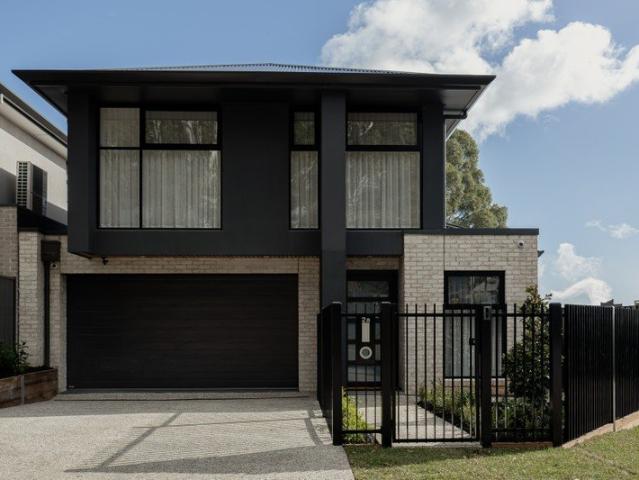 Architectural Luxury, Designer Living & Faultless Family Lifestyle