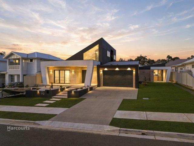 Architectural Luxury, Exceptional Entertaining & a Separate Granny Flat