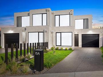Architectural Luxury in the Heart of Altona