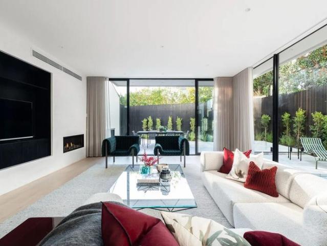 Architectural Luxury in the Heart of Toorak