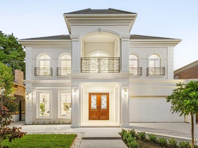 Architectural Luxury in a Prestigious Doncaster Setting