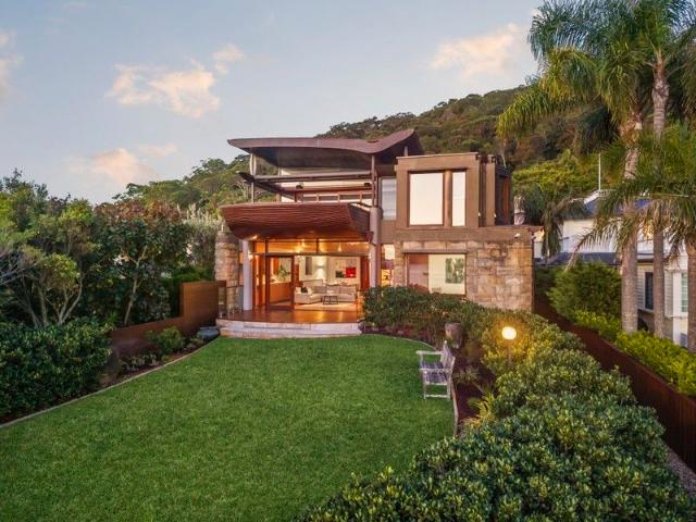 Architectural luxury on Sandy Beach