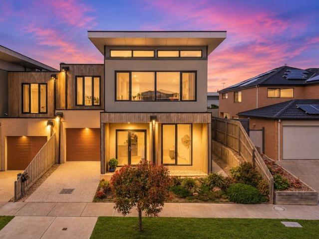 Architectural Luxury, Soaring Space and Effortless Living