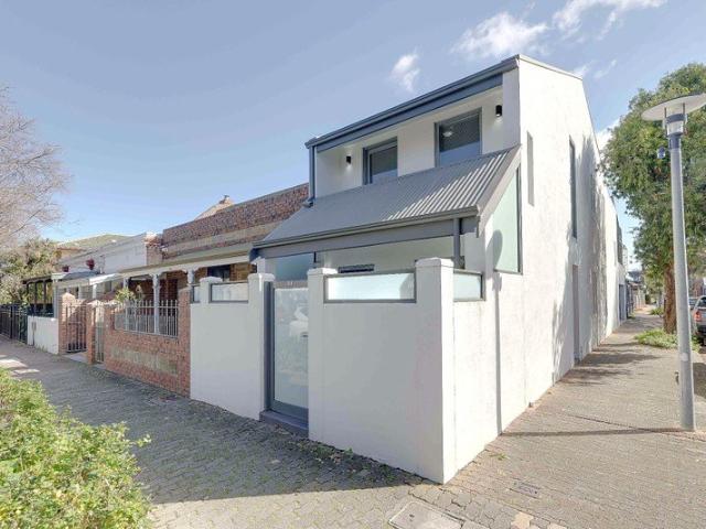 Architectural Light, Flexible Living & O'Connell Street at Your Door