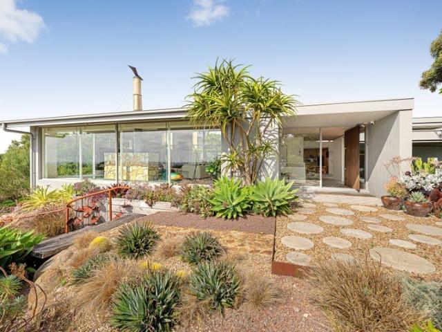 Architectural Living with a Peerless Ocean Perspective